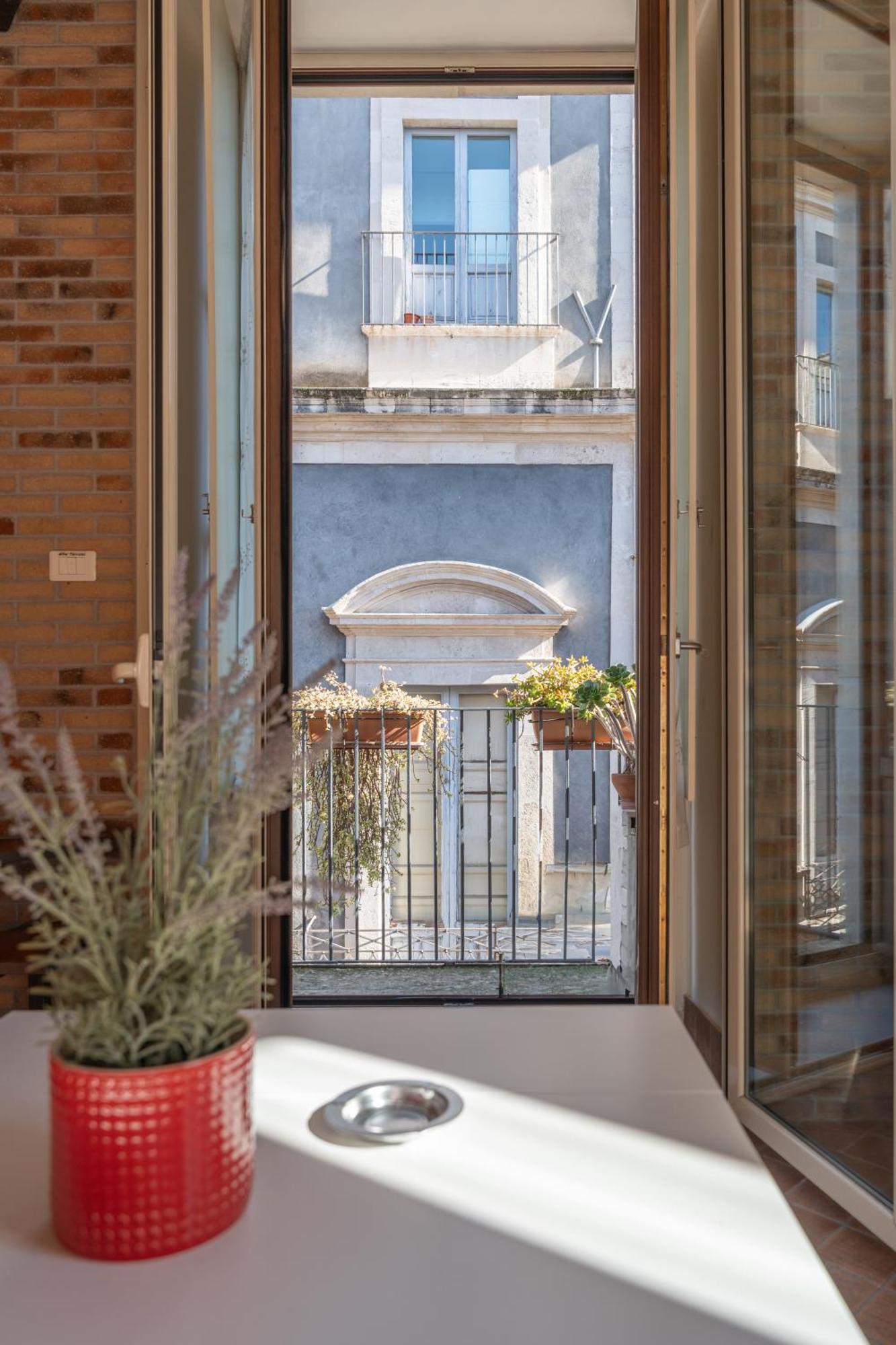 Amenano Apartments Catánia Buitenkant foto